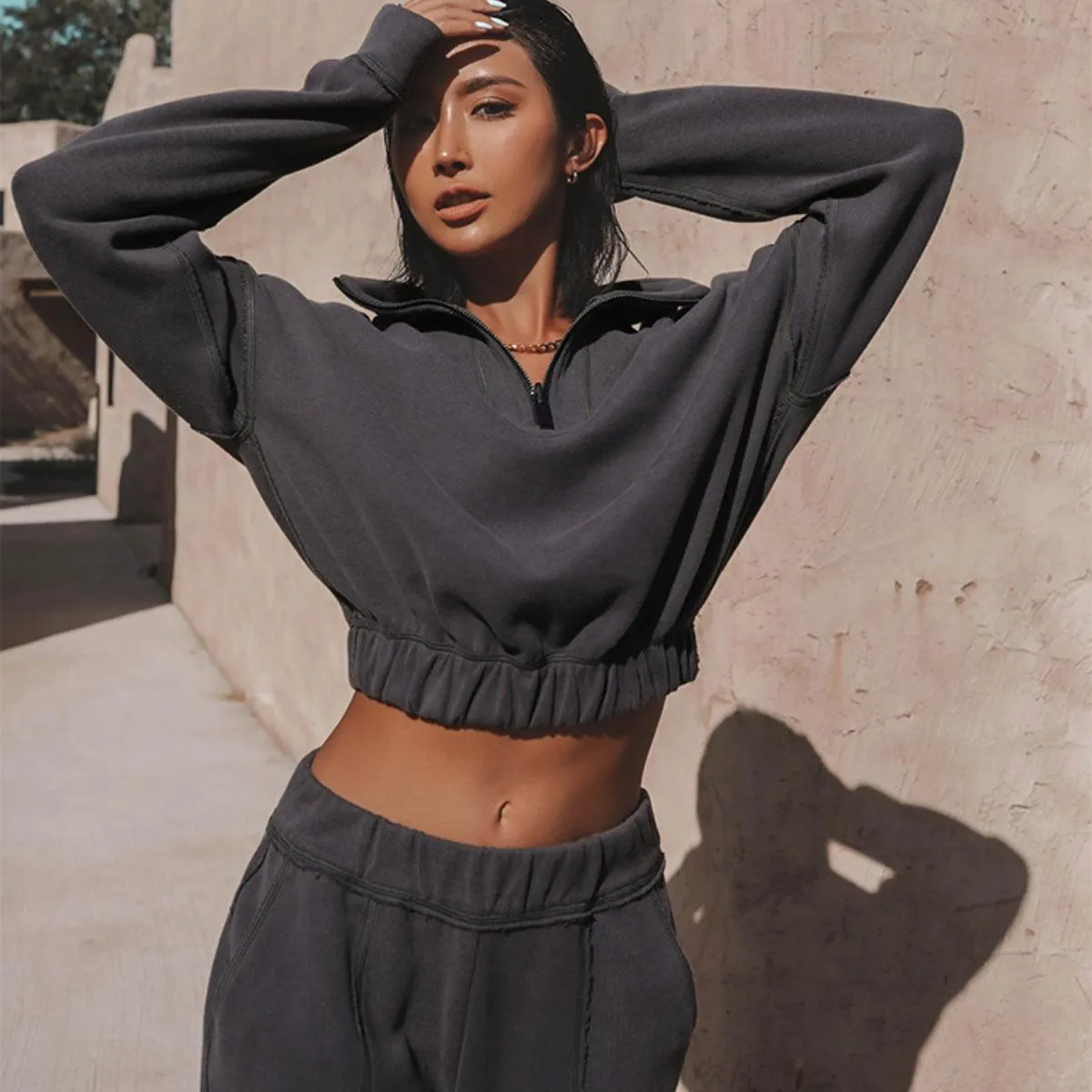 Long Sleeve Turtleneck Zipper Sweatshirt with Loose Straight-Leg Pants - Stylish & Comfortable