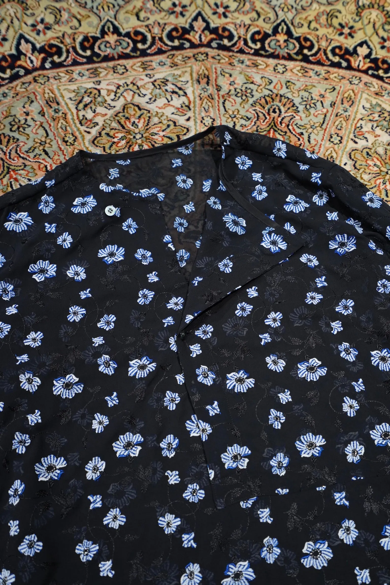 UJOH No Collar Shirts (FLOWER EMBROIDERY)