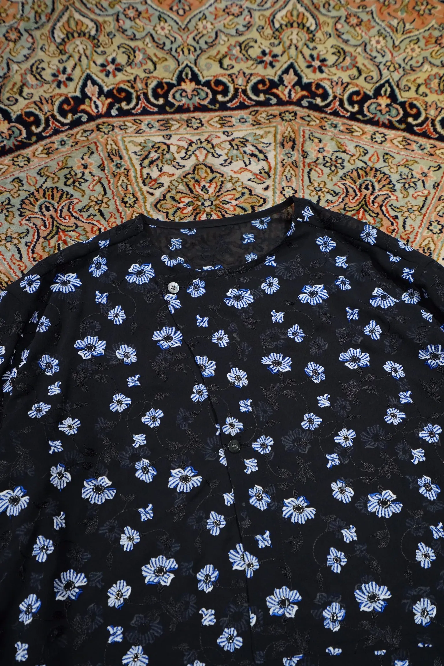 UJOH No Collar Shirts (FLOWER EMBROIDERY)